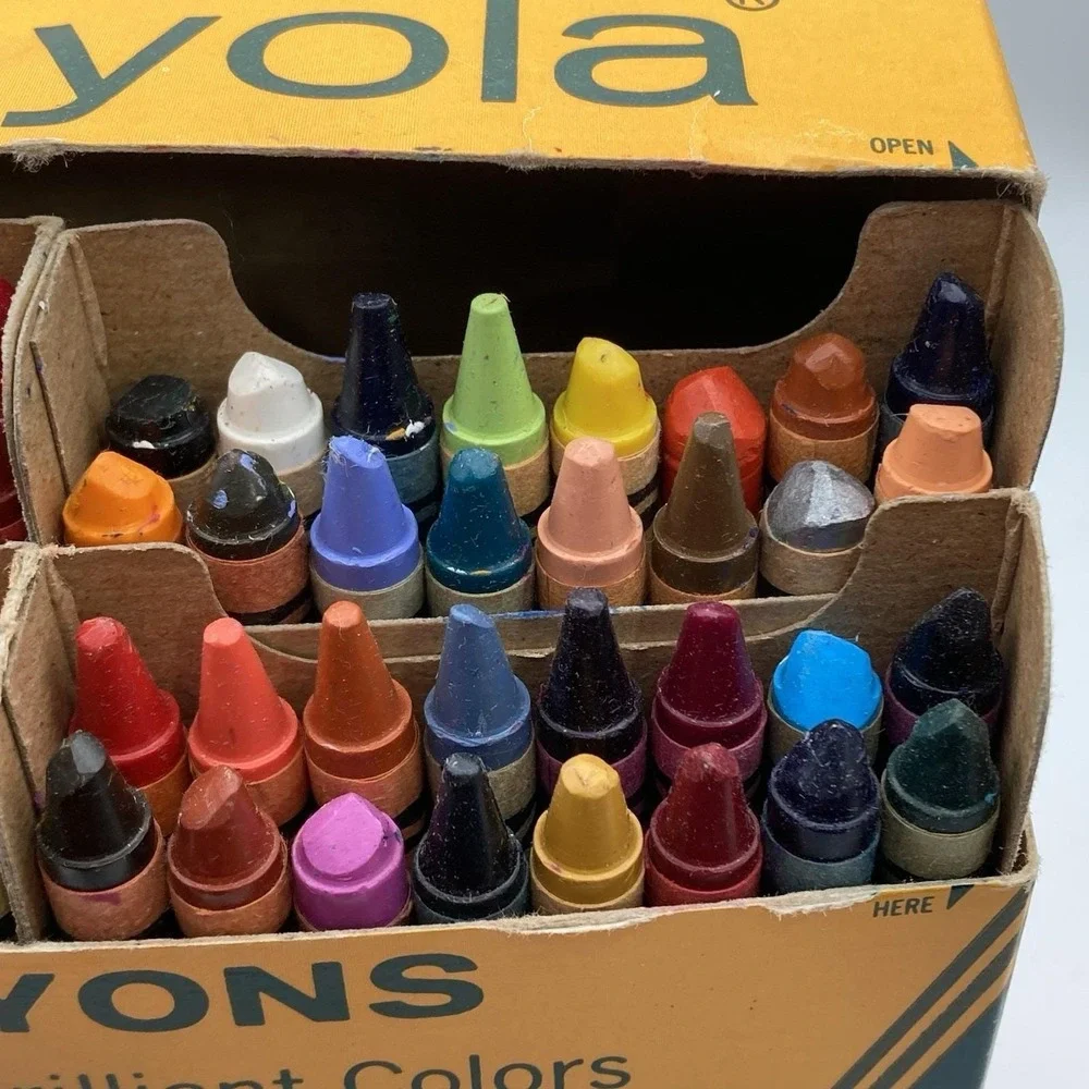 Vtg 1970's Crayola Crayons 64 Pack / With Sharpener / Worn Box / Partially Used